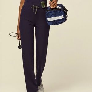 High Waisted Livingston™ Basic Scrub Pants M